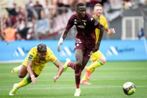 Pape Matar Sarr i kamp for Metz