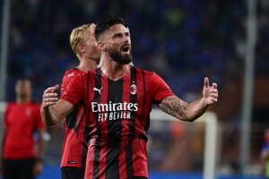 Oliveri Giroud fra AC Milan scorede to mål i søndagens sejr over Cagliari