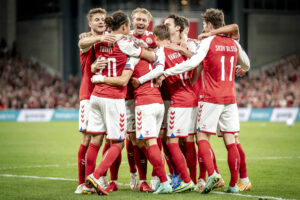 Danmakr kan stadig gå ubesejret igennem kvalifikationen.