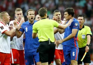 Stor tumult i kampen mellem Polen og England.