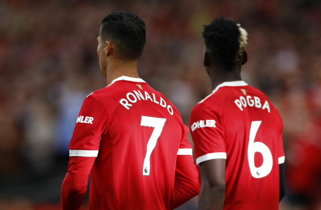 Manchester Uniteds nummer 6 g 7 Ronaldo og Pogba.