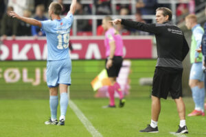 Thomas Thomasberg i spidsen fra Randers FC mod FC Midtjylland i Superligaen.