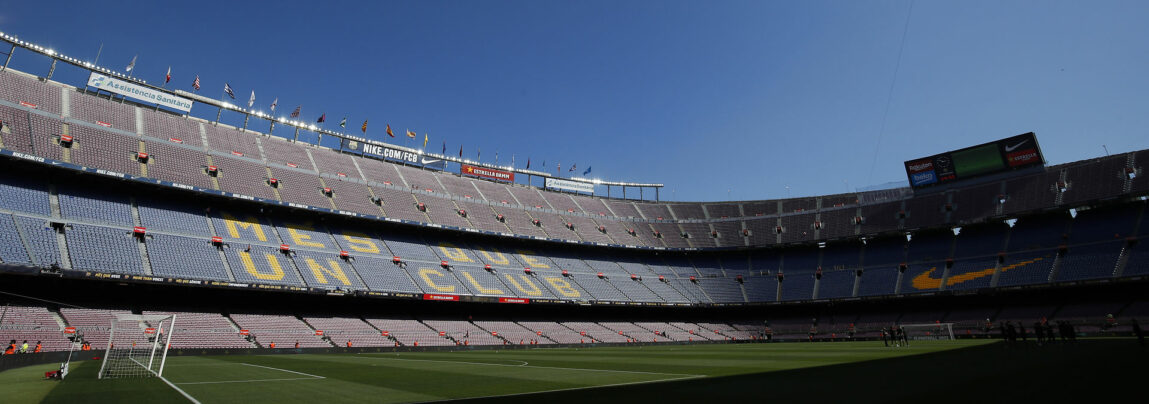 Camp Nou skal renoveres og hele området skal løftes, siger Barcelona-præsident, Joan Laporta