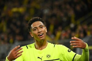 Jude Bellingham sidder over det engelske landshold