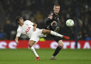 Bryan Gil i aktion for Tottenham Hotspur i Premier League