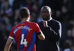 Patrick Vieira distancerer sig nu fra Daniel Eks forsøg på at købe Arsenal