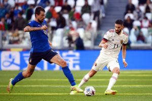 Francesco Acerbi og Yannick Carrasco