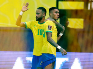 Neymar og Brasilien vandt med 4-1 over Uruguay