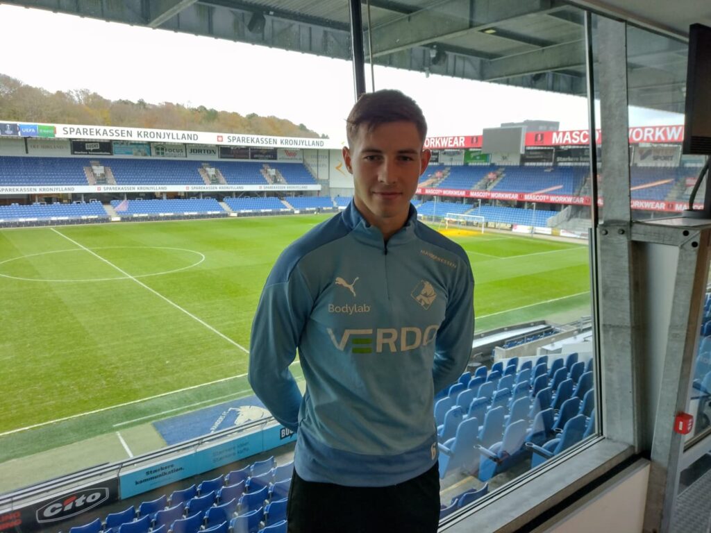 Lasse Berg Johnsen er glad for at være i Randers FC