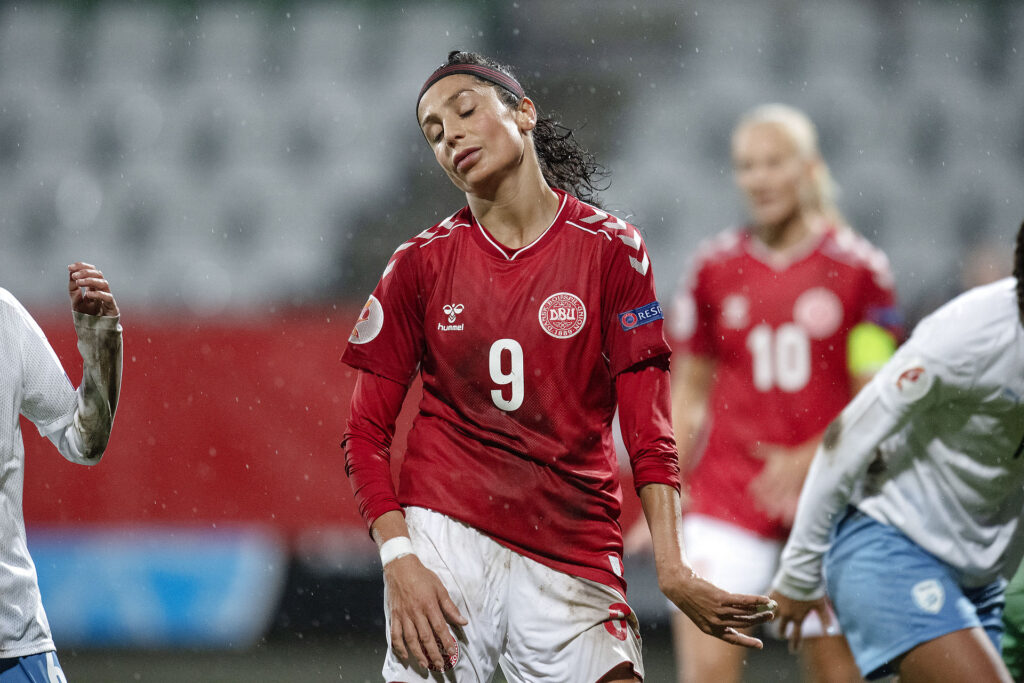 Nadia Nadim er skuffet over kritik