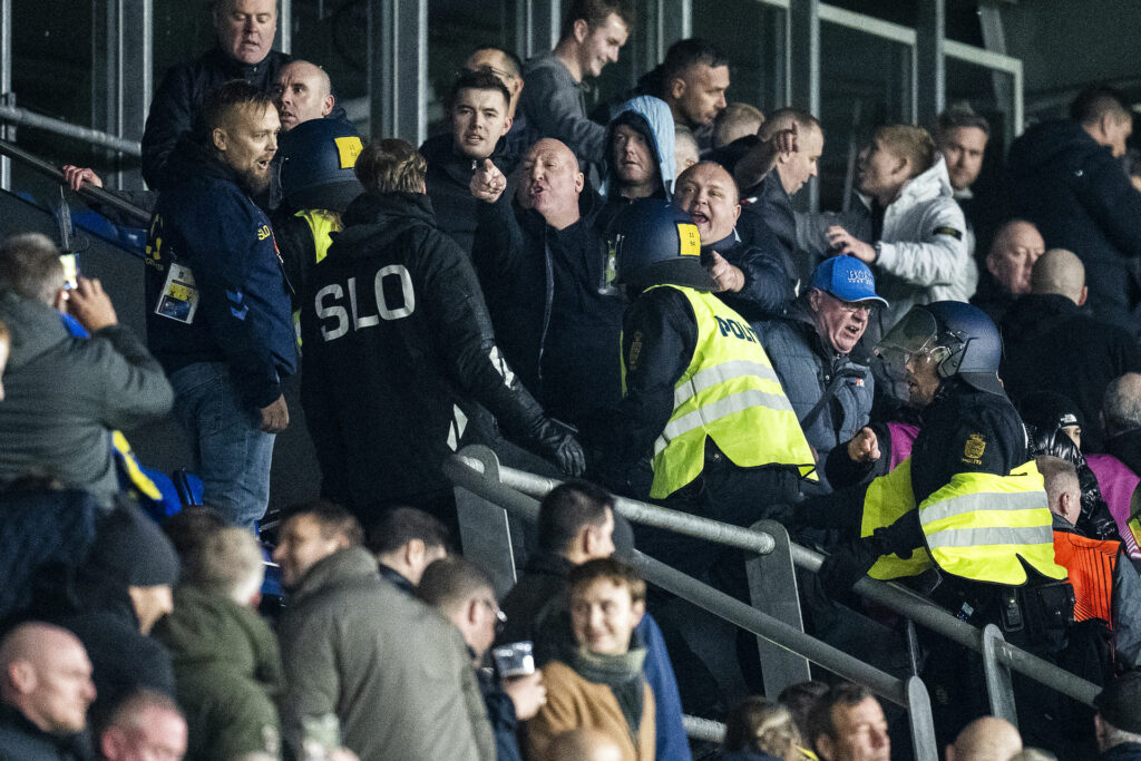 Rangers fans på Brøndby Stadion