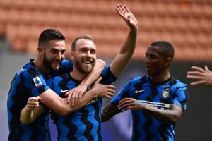 Christian Eriksens slår i et interview fast, at han vil fortsætte karrieren.