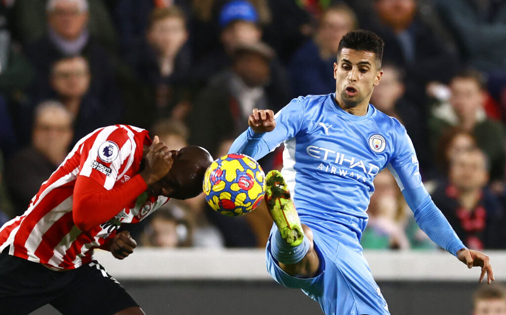 Cancelo i aktion for Manchester City