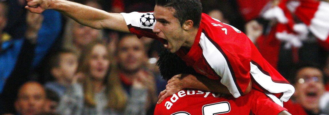 Robin van Persie og Emmanuel Adebayor var farlige for Arsenal.