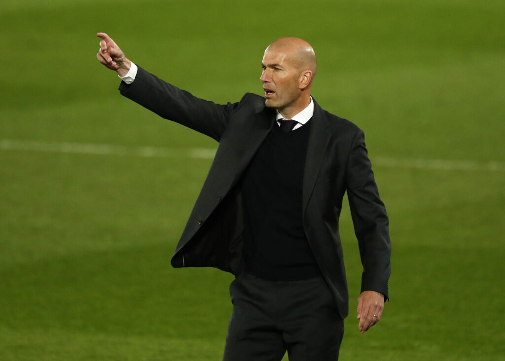 Zinedine Zidane skulle angiveligt være den næste træner i PSG.