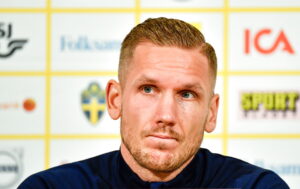 Robin Olsen Aston Villa Johan Lange Premier League AS Roma