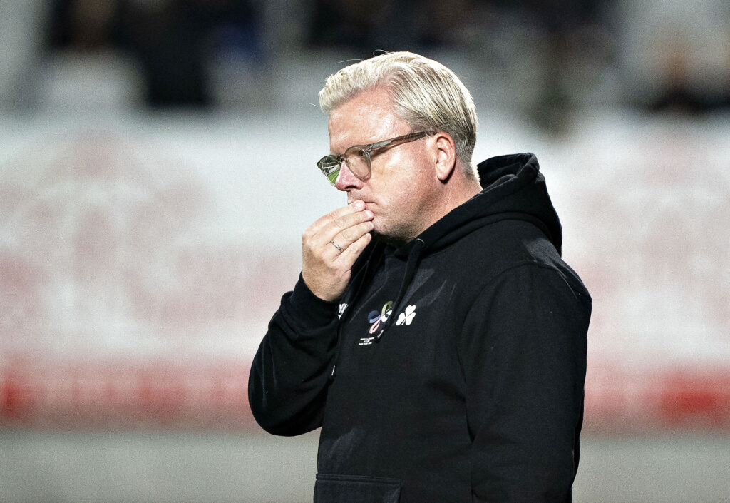 Viborg FF mister deres cheftræner Lars Friis til sommer