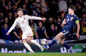 Andreas Skov Olsen er tæt på at skifte fra Serie A til Club Brugge i Belgien.