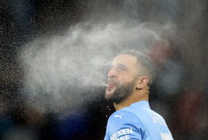 manchester City må undvære Kyle Walker i de næste tre kampe i Champions League.