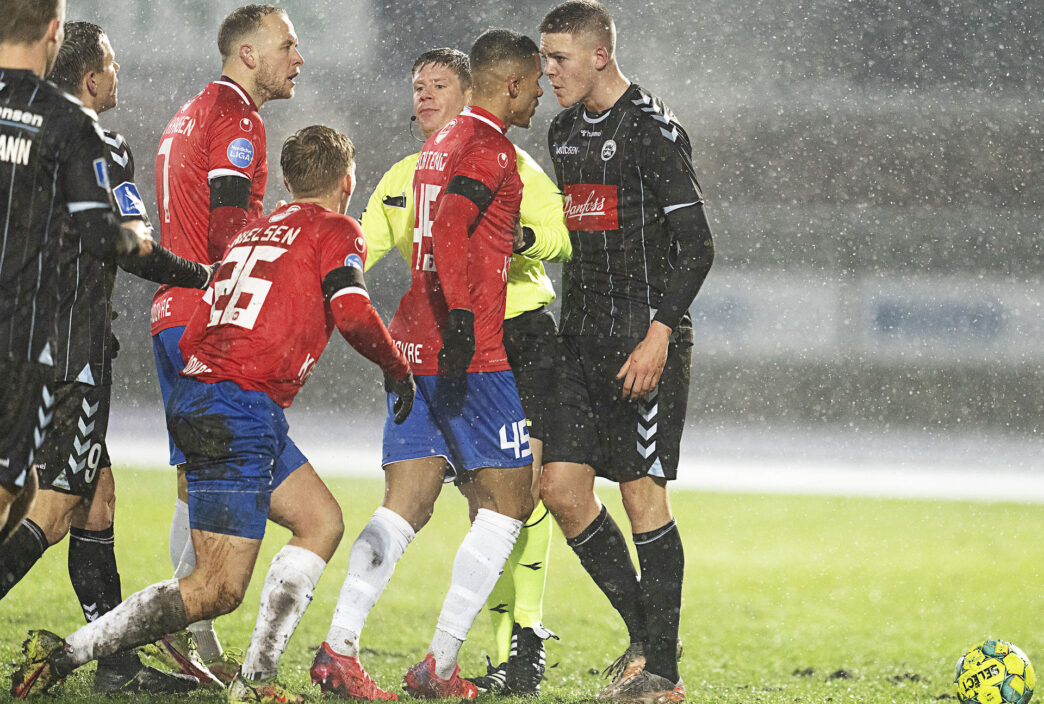 Hvidovre er tildelt bøde fra Fodboldens Disciplinærinstans efter racistiske tilråb mod SønderjyskE-spillere