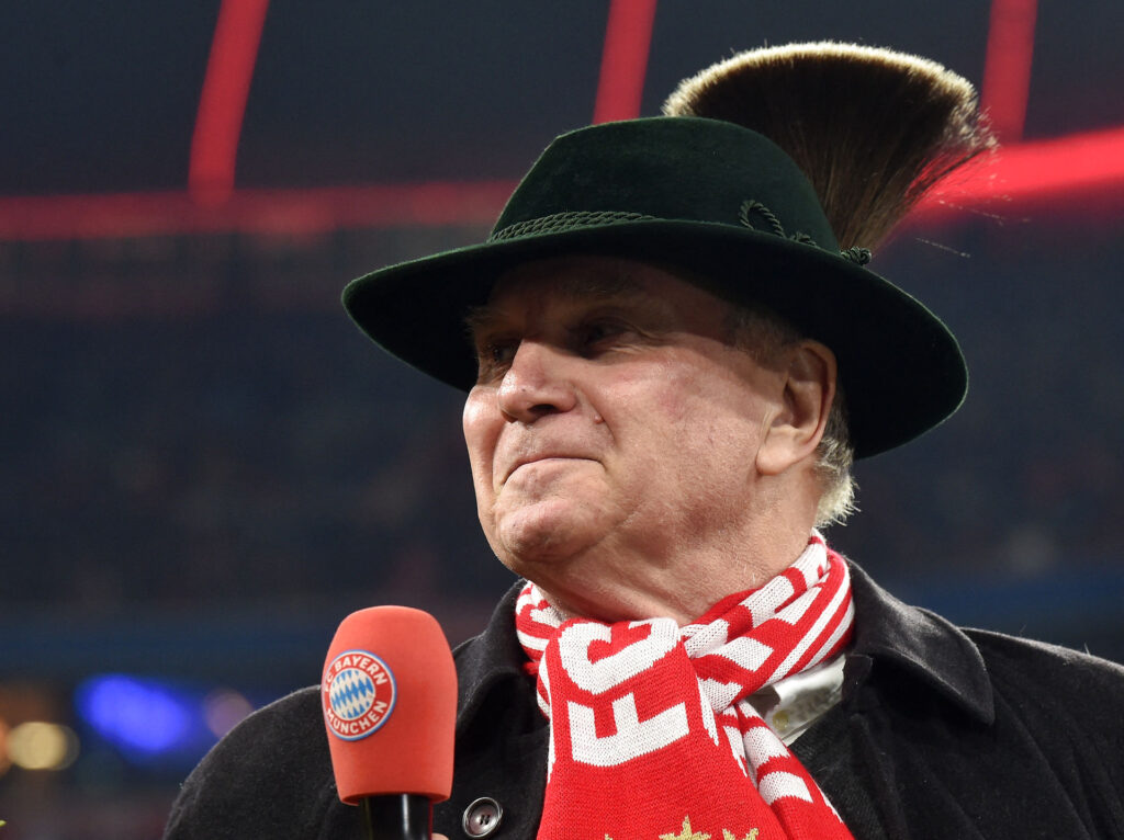 Bayern Münchens præsident, Uli Hoeneß, fortæller, at han godt kunne se Thomas Müller blive præsident i klubben en dag.