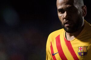 Dani Alves var naturligvis en glad mand, efter sin debut imod CD Linares i Copa del Rey.