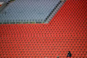 Der blev kastet blev springknive i en brasiliansk U20-kamå i går.