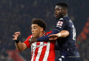 Axel Tuanzebe bliver udlejet fra Manchester United til Napoli