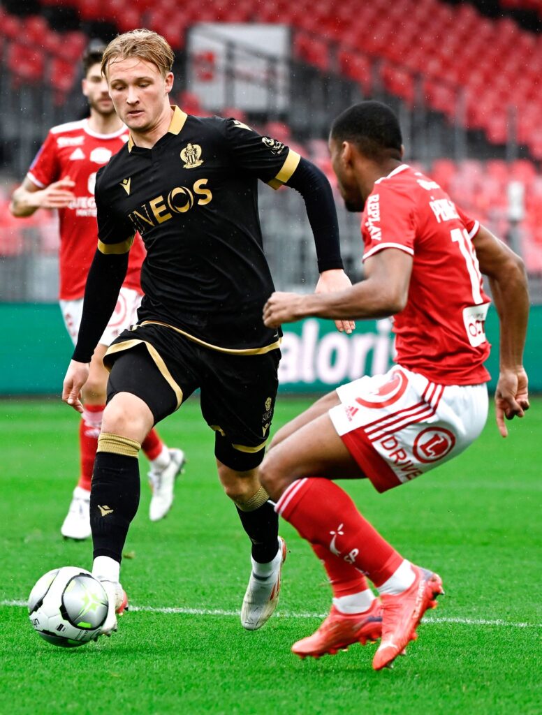 Kasper Dolberg scorede til 0-1 for Nice.