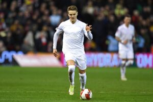 Martin Ødegaard er testet positiv for Covid-19 og misser dermed kampen mod Liverpool og kampen mod Tottenham.