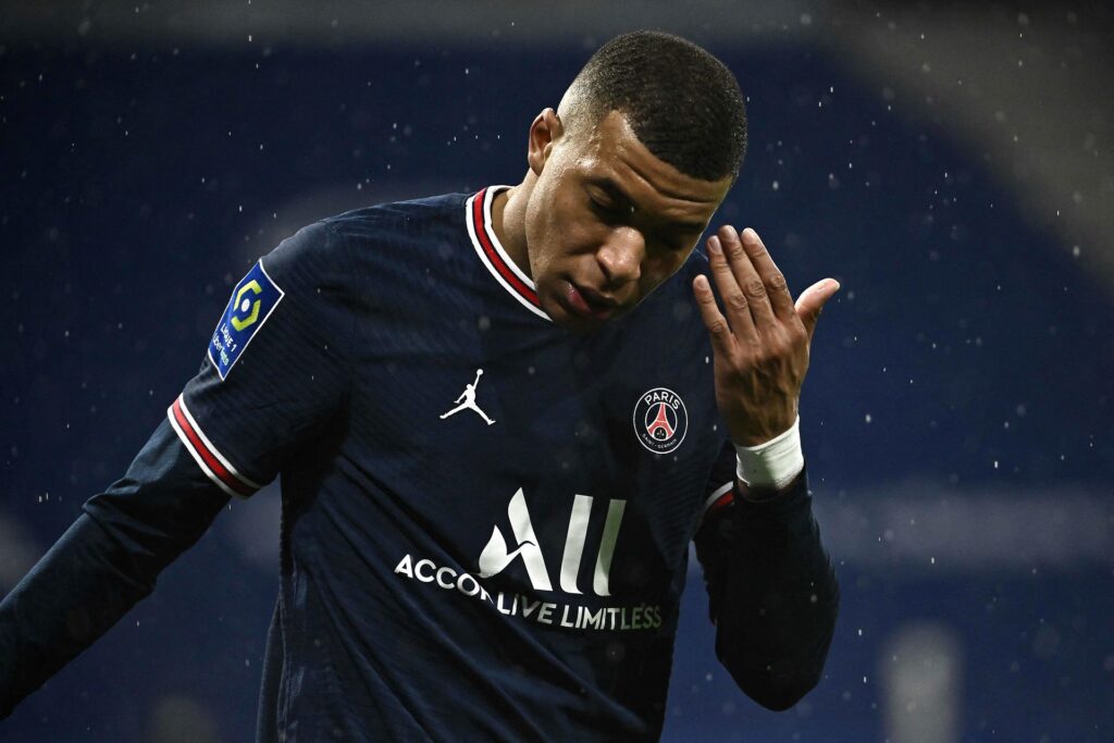 Paris Saint-Germain skulle være klar til at hente Romelu Lukaku som erstatning for Kylian Mbappé.