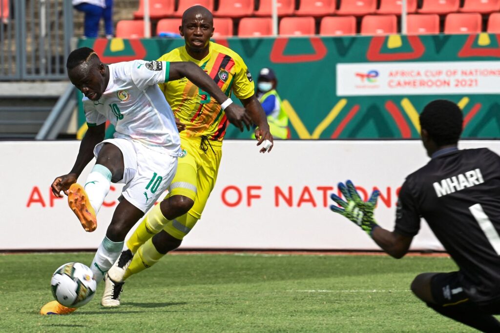 Sadio Mané fra Liverpool blev Senegals helt ved nationens åbningskamp ved i Africa Cup of Nations.