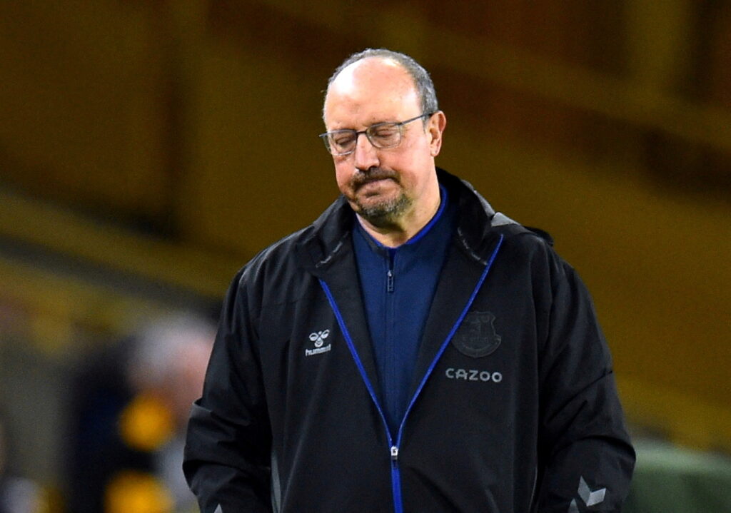 Everton skal på managerjagt efter Rafael Benitez er blevet fyret i klubben