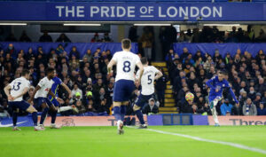 Hakim Ziyech scorede et flot mål