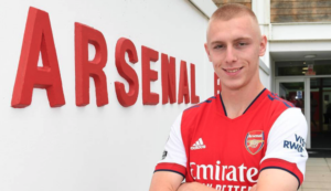 Mika Biereth kan få førsteholdsdebut for Arsenal i aftenens kamp mod Liverpool