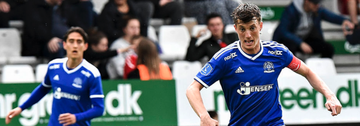 Viborg FF er angiveligt ude efter Lyngby BK's cheftræner Freyr Alexandersson