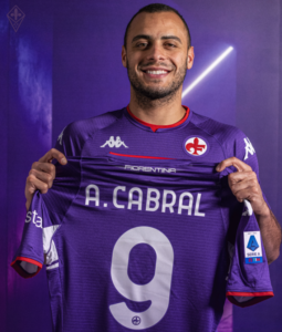 Arthur Cabral skal være Fiorentinas nye bombe