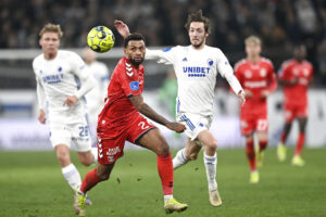 Rasmus Falk i aktion for FCK i november måned