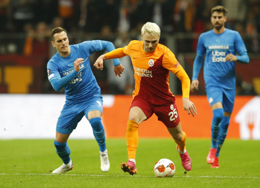 Victor Nelsson Galatasaray