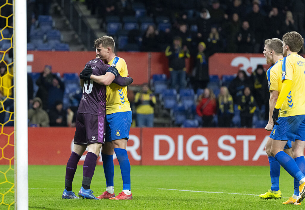 Brøndby har hverken accepteret eller afvist buddet på Andreas Maxsø fra FK Rostov.