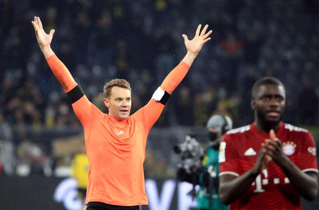 Manuel Neuer bliver snart den mest vindende spiller i Bundesligaens historie