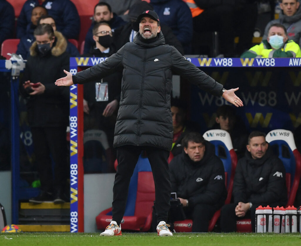 Jürgen Klopp og Liverpool skal spille en Premier League kamp blot fire dage før Carabao Cup-finalen.