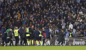 Estadio do Dragao eksploderede efter slutfløjt.