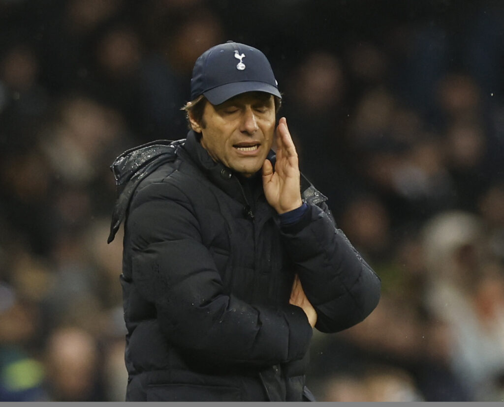 Antonio Conte er frustreret i Tottenham.