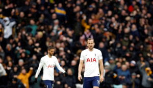Den tidligere Premier League-stjerne, William Gallas, mener ikke at Tottenham har andre valg end at lade Harry Kane forlade Tottenham.