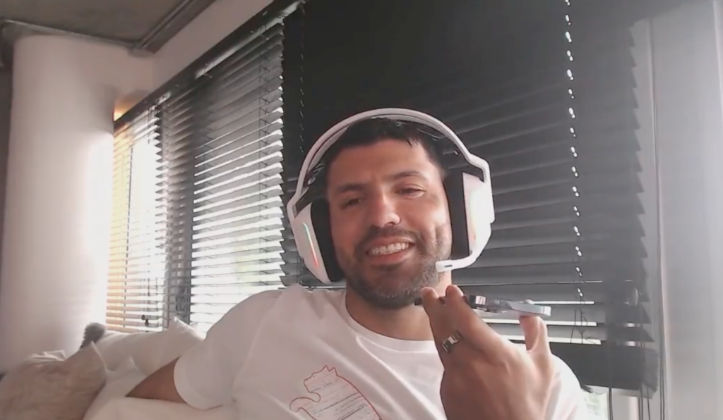 Aguero streamer på sin Twitch kanal