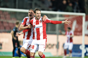AaB's sportschef, Inge André Olsen, fortæller, at den nordjyske superligaklub er i dialog med Viborg FF om Lars Friis.