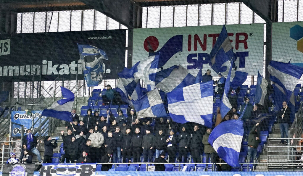 Fanformand tager afstand fra episoden i kampen mellem Esbjerg fB og Lyngby BK.