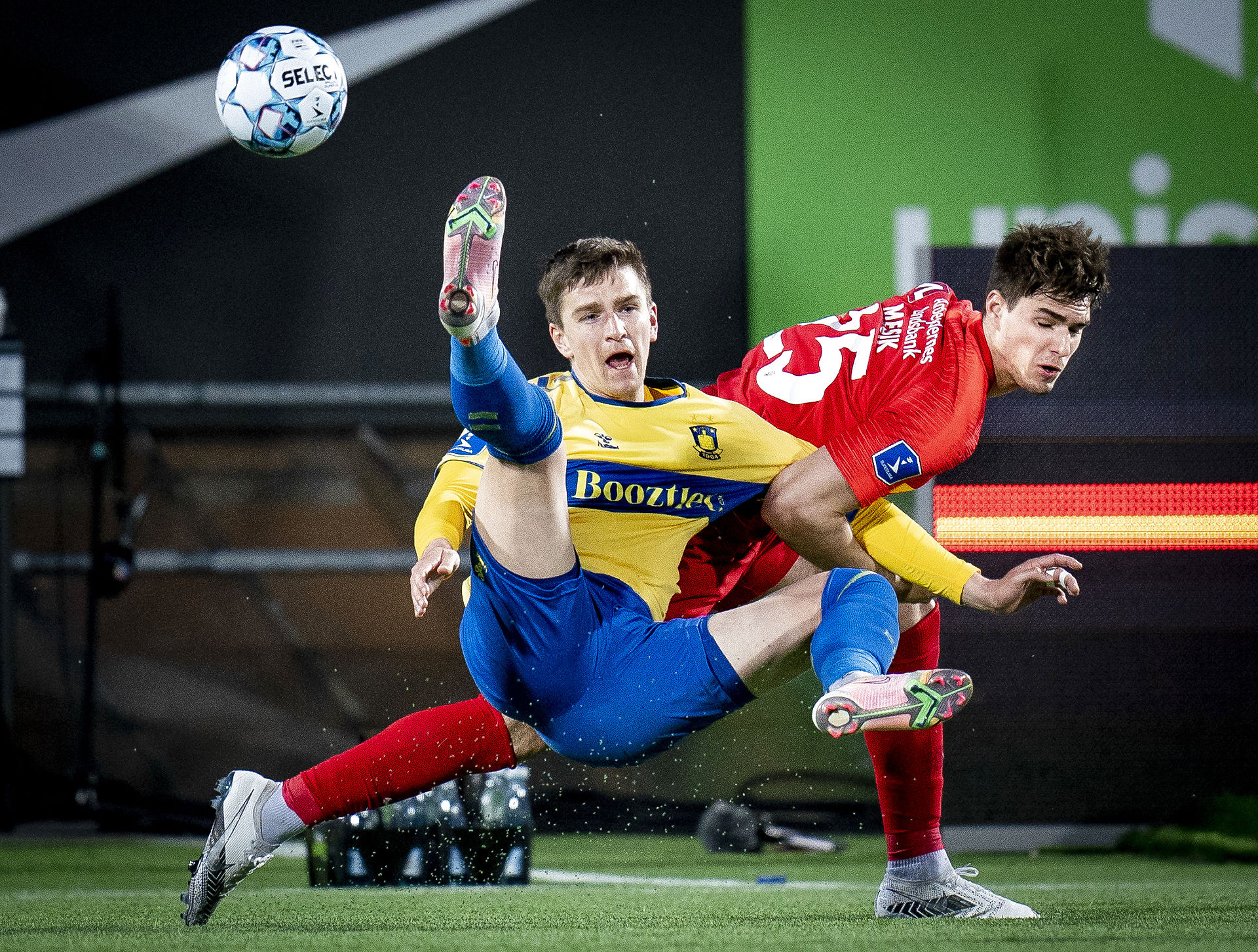 FC Nordsjælland sender forsvarsspiller til Norge FCN udlejer Ivan Mesik til norsk fodbold. Foto: Liselotte Sabroe/Ritzau Scanpix