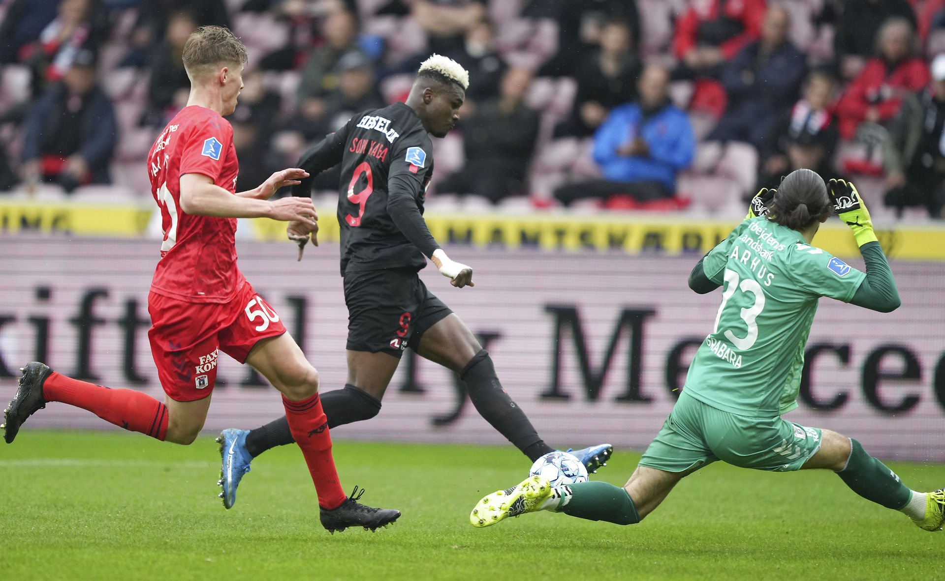 Medie: Belgisk klub vil have Sory Kaba på en permanent aftale Sory Kaba er ifølge et belgisk medie på vej til at blive købt fri af sin belgiske klub. Foto: Claus Fisker/Ritzau Scanpix
